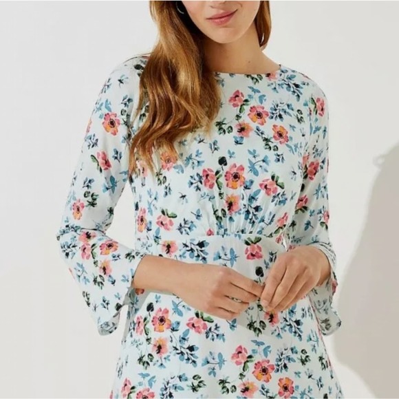 Loft Floral Tie Back Bell Sleeve Dress Size 8P - Picture 12 of 14